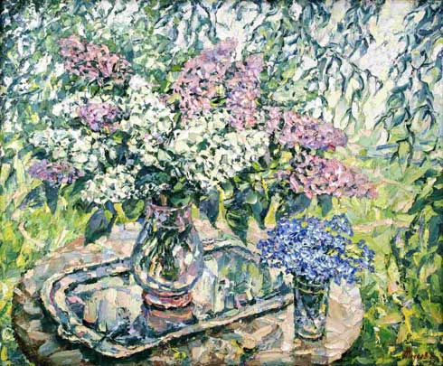 Lilacs and forget-me-nots